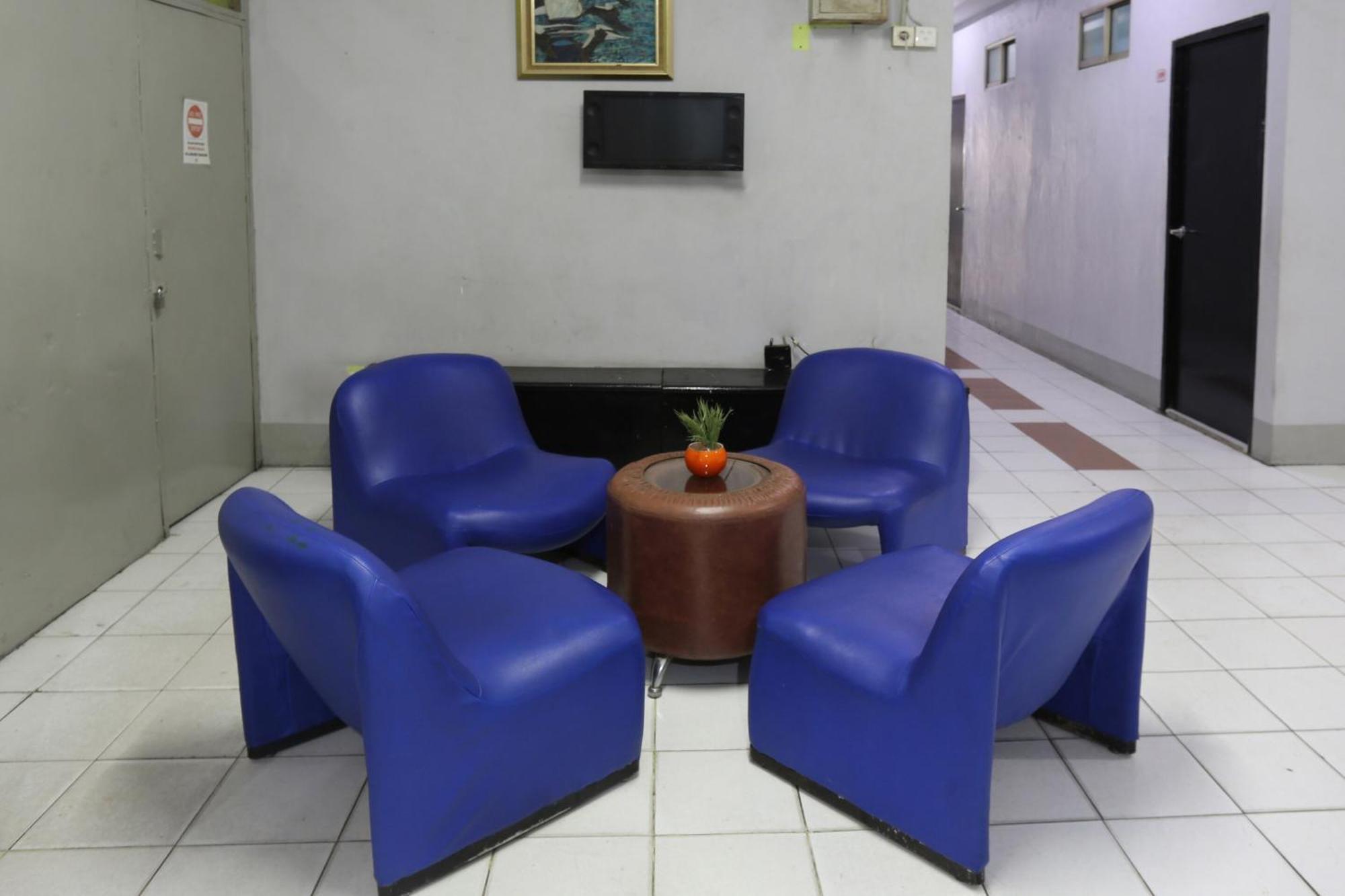 Oyo 3865 Wisma Niaga Yakarta Exterior foto