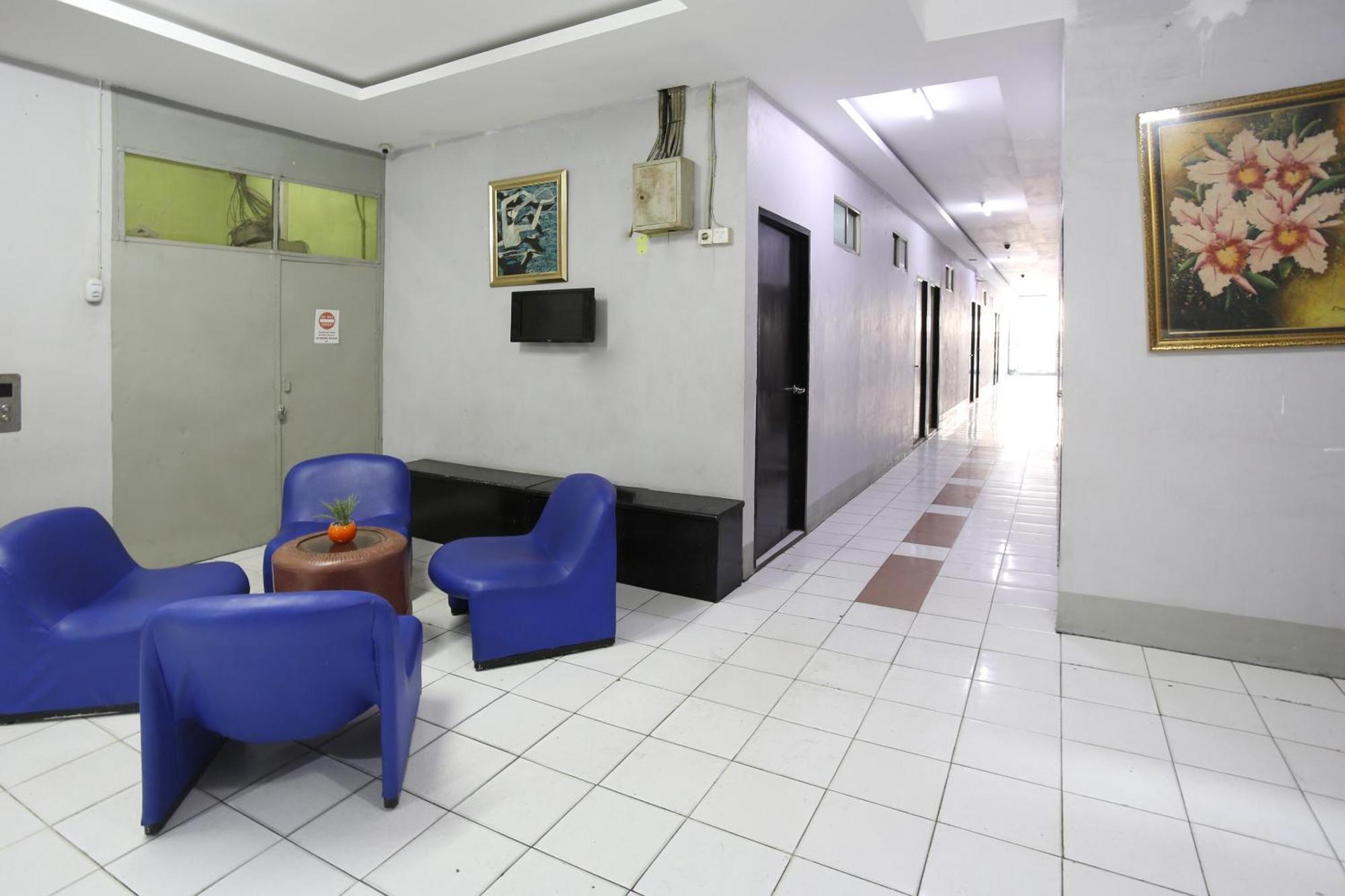 Oyo 3865 Wisma Niaga Yakarta Exterior foto